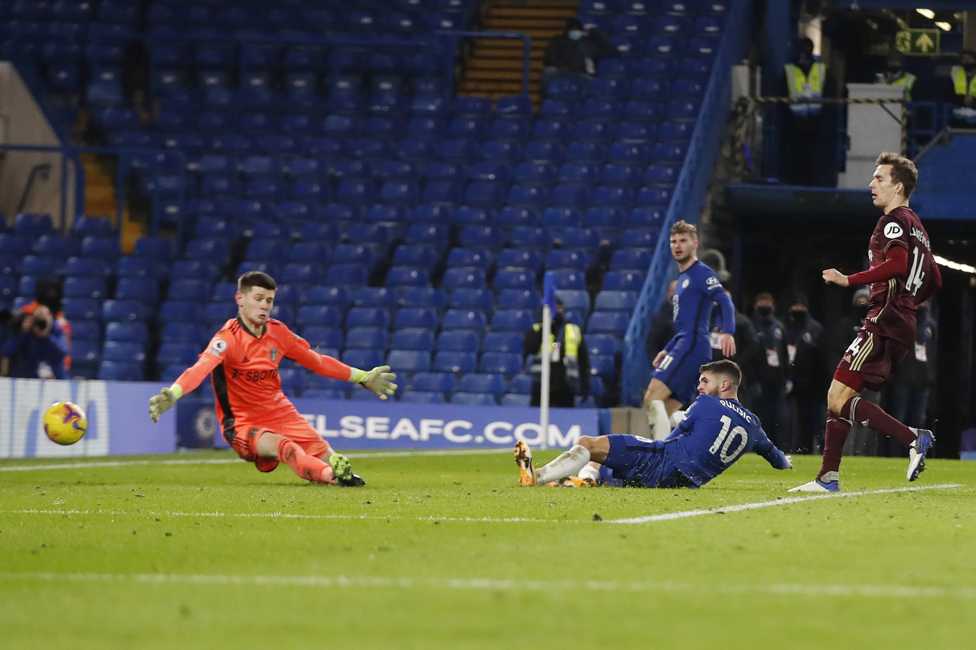 臨門一擊能 臨門一擊能